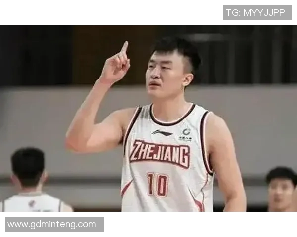 刘泽一的成长之路：从青涩少年到职场精英的蜕变与奋斗